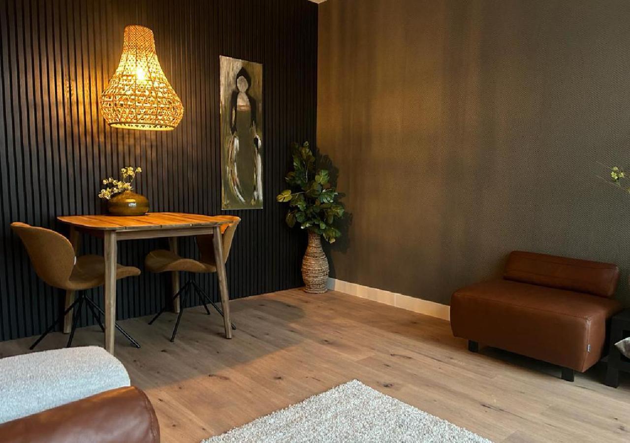 Residence Леуварден Екстериор снимка