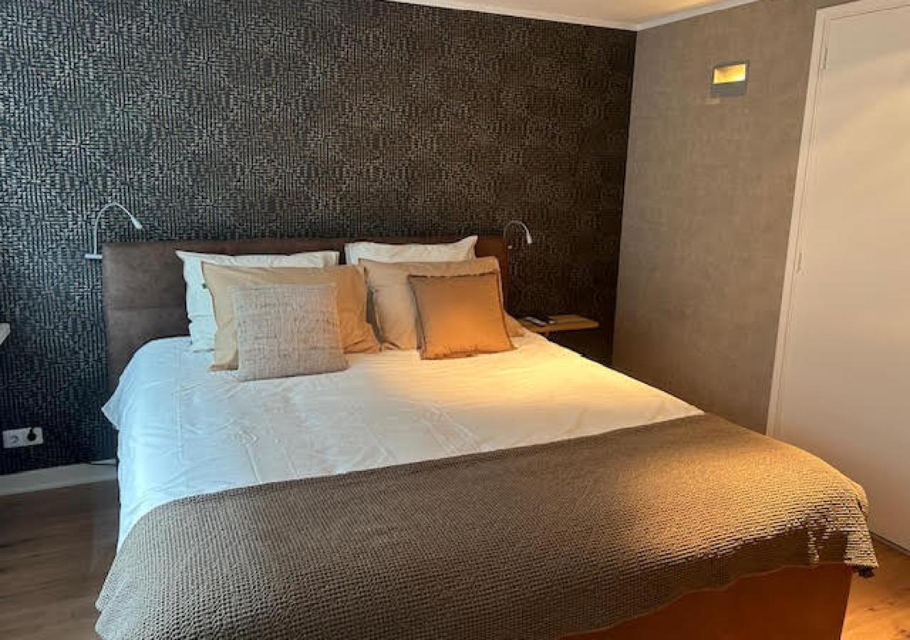 Residence Леуварден Екстериор снимка